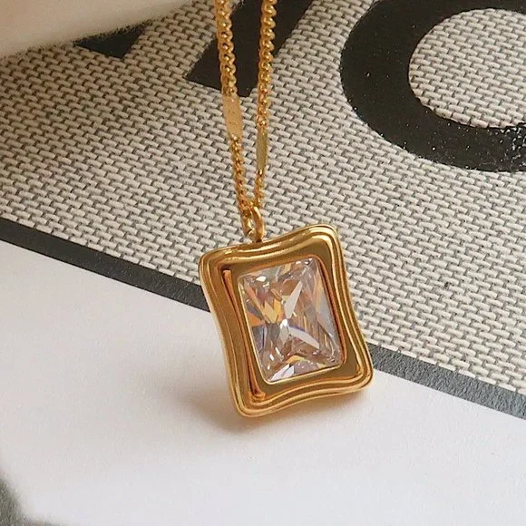 NEW 18K Gold Plated Radiant Cut Diamond Square Pendant Necklace